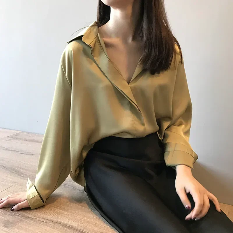 Girls Office wear Spring Satin Blouse Female Long Sleeve Shirt Loose Solid Color Thin Ladies Blouses Vintage Casual Women Tops
Girls Office wear Spring Satin Blouse Female Long Sleeve Shirt Loose Solid Color Thin Ladies Blouses Vintage Casual Women Tops