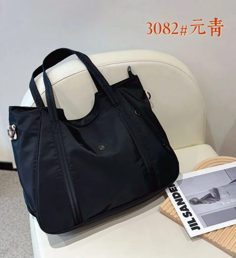 Cloud Dumpling Bun Female 2024 New Handheld Lunch Box Bun French Texture Single Shoulder Crossbody Bag bolsos de mujer hand bag
Cloud Dumpling Bun Female 2024 New Handheld Lunch Box Bun French Texture Single Shoulder Crossbody Bag bolsos de mujer hand bag