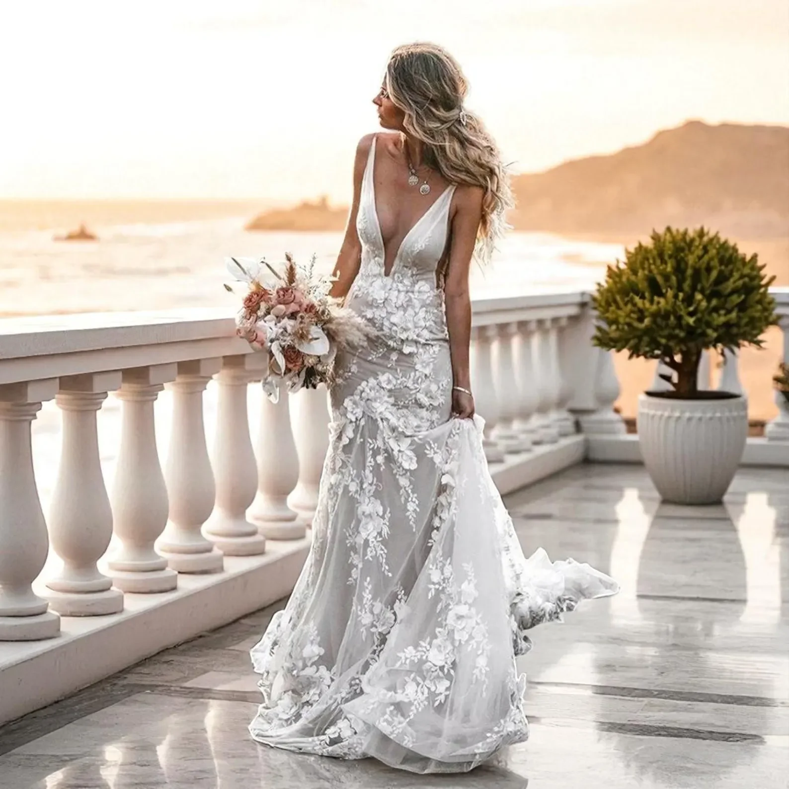 Customized 2025 Women's Sexy Deep V-Neck Wedding Dress With Elegant White Bridal Gown Featuring Backless Decals And Pleats
Customized 2025 Women's Sexy Deep V-Neck Wedding Dress With Elegant White Bridal Gown Featuring Backless Decals And Pleats