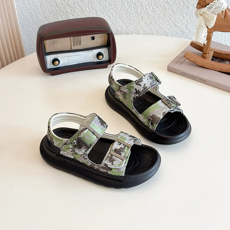 Boys 2026 Summer Outdoor Sandals Camouflage Print Hiking Shoes Adjustable Straps Anti-slip Sole Casual Beach Footwear for Kids
Boys 2026 Summer Outdoor Sandals Camouflage Print Hiking Shoes Adjustable Straps Anti-slip Sole Casual Beach Footwear for Kids