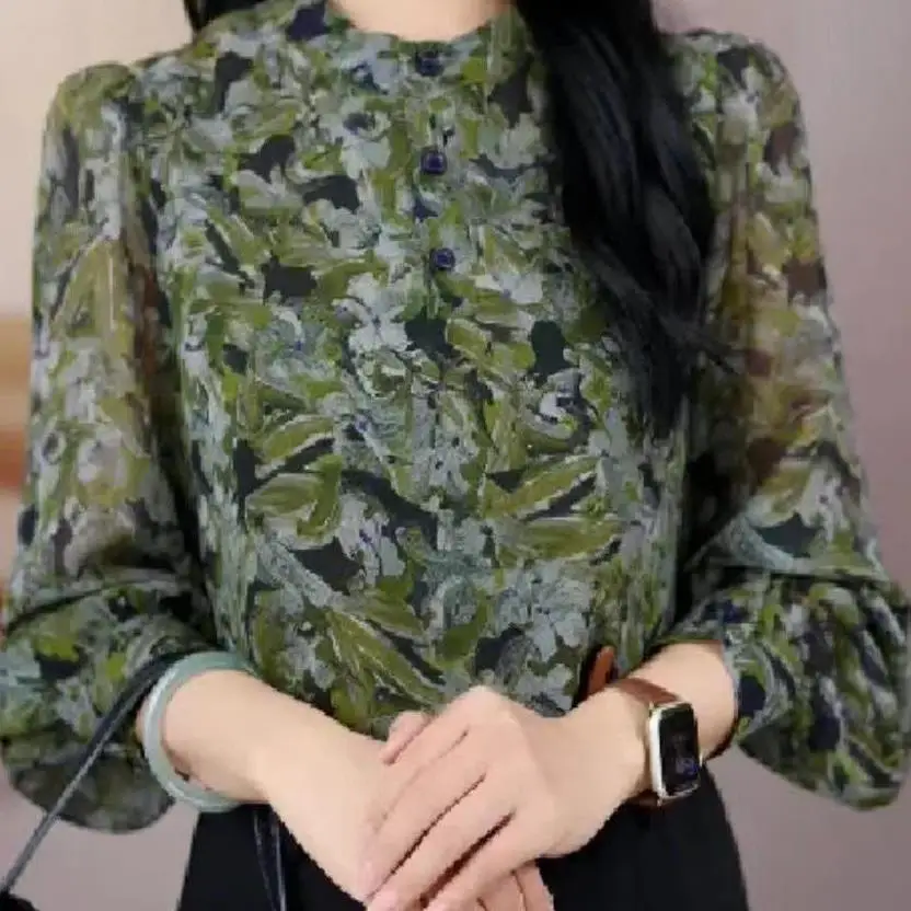 Elegant Floral Print Loose Fit Women's Chiffon Top Sleeveless Commute Style Straight Cut Long Sleeve round Neck Single Piece
Elegant Floral Print Loose Fit Women's Chiffon Top Sleeveless Commute Style Straight Cut Long Sleeve round Neck Single Piece