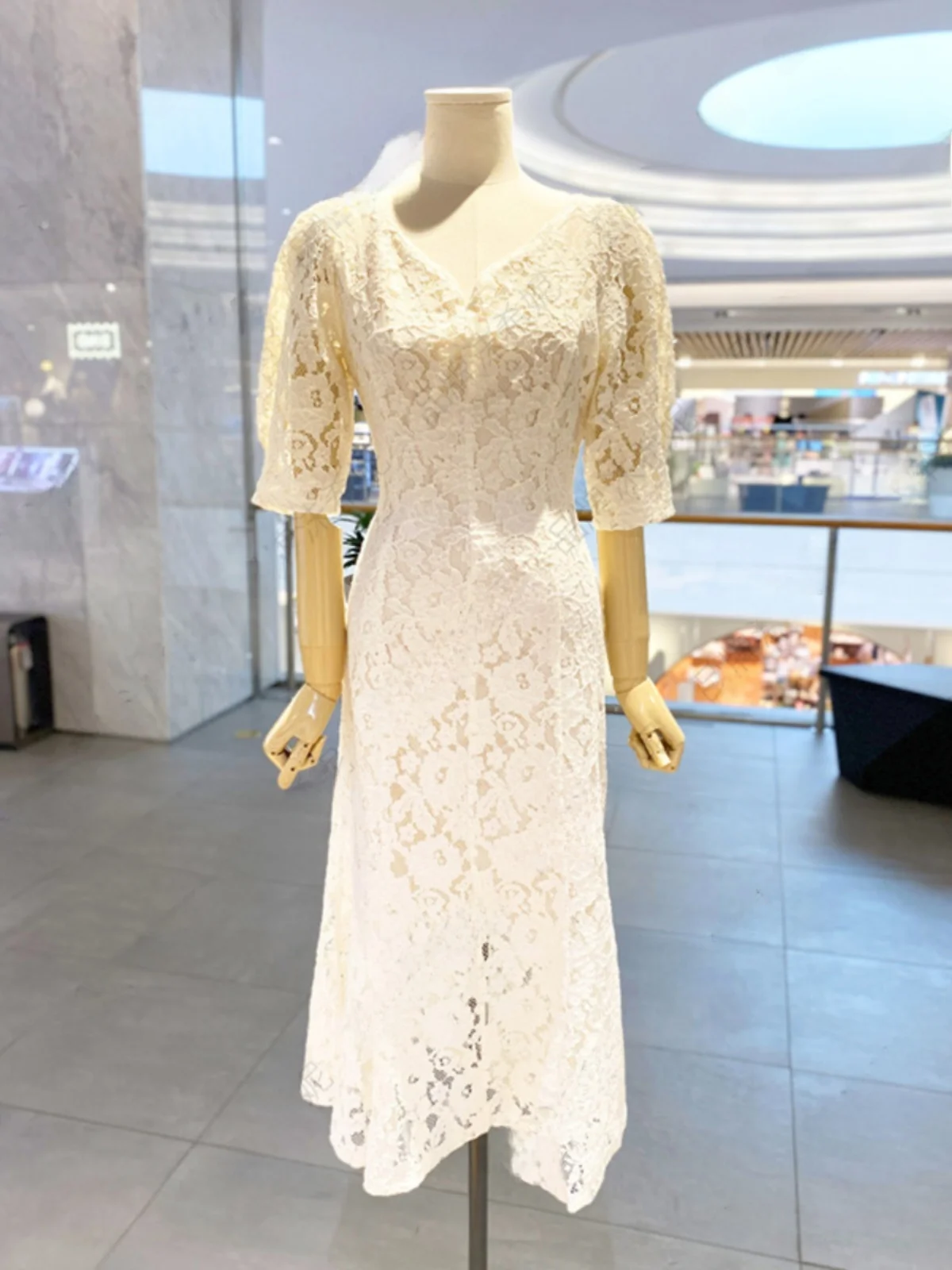Ele Lace Midi Dr Women's Sexy Classy Summer New Faion One Step Skirt High Waist V Ne ort Sve Polyester Fiber
Ele Lace Midi Dr Women's Sexy Classy Summer New Faion One Step Skirt High Waist V Ne ort Sve Polyester Fiber