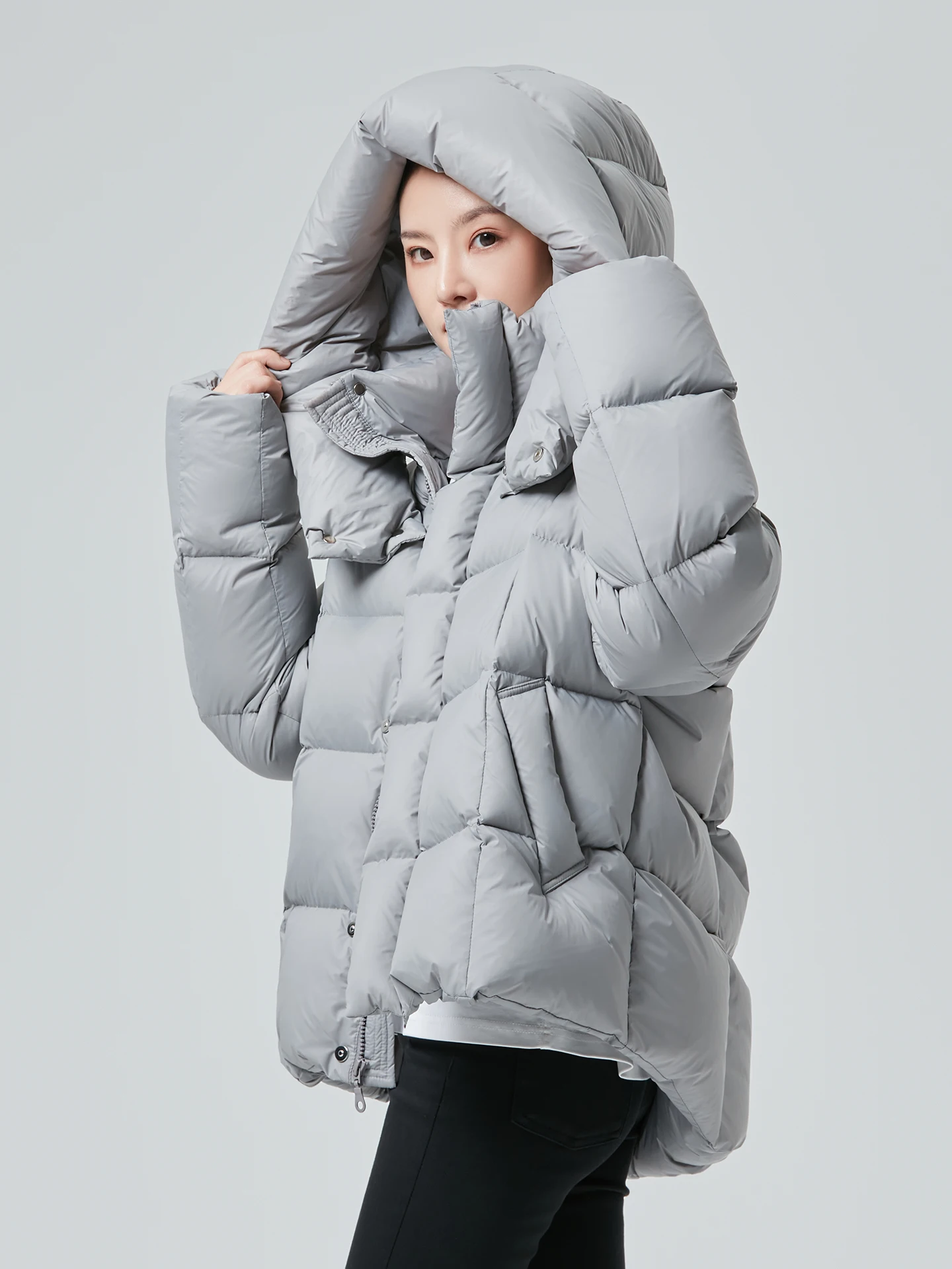 LSEA Little Sea 2025 Новая модная куртка-пуховик с отстегивающимся капюшоном, утепленная, с эффектом облачной мягкости
LSEA Little Sea 2025 Новая модная куртка-пуховик с отстегивающимся капюшоном, утепленная, с эффектом облачной мягкости