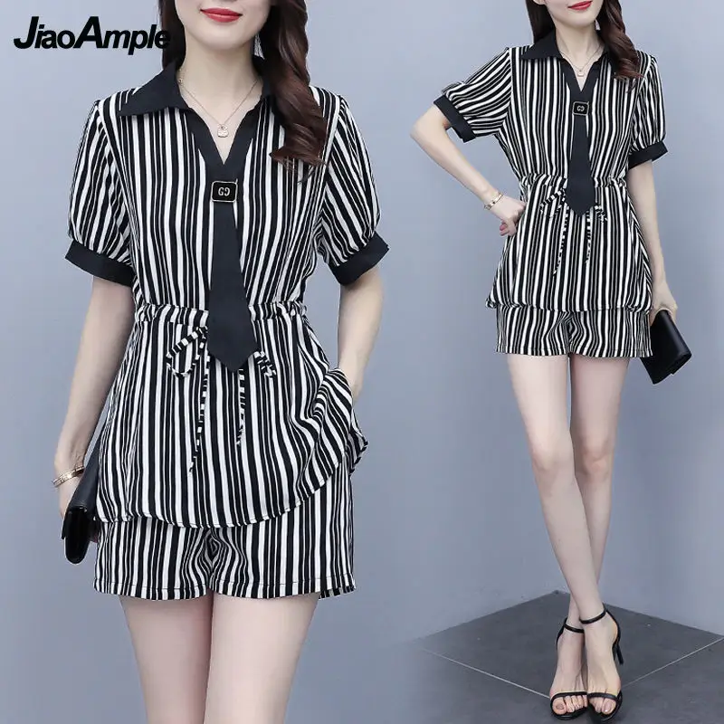 Women's Summer Fashion Striped Blouse Shorts Suit 2024 New Vintage Short Sleeve Top Pants Two-piece Korean Elegant Casual Set
Women's Summer Fashion Striped Blouse Shorts Suit 2024 New Vintage Short Sleeve Top Pants Two-piece Korean Elegant Casual Set