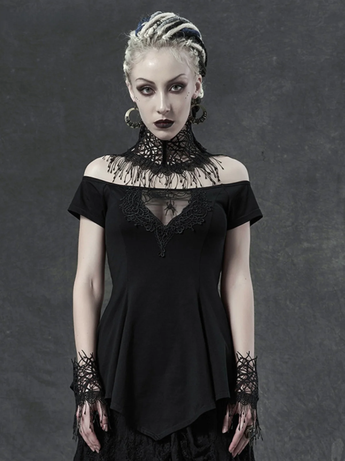 Punk Rave Women's T-shirt Sexy Hollow out Shoulder Short Sleeve Lace Splice Slim Fit Base Shirt Hollow out Design Casual Top
Punk Rave Women's T-shirt Sexy Hollow out Shoulder Short Sleeve Lace Splice Slim Fit Base Shirt Hollow out Design Casual Top