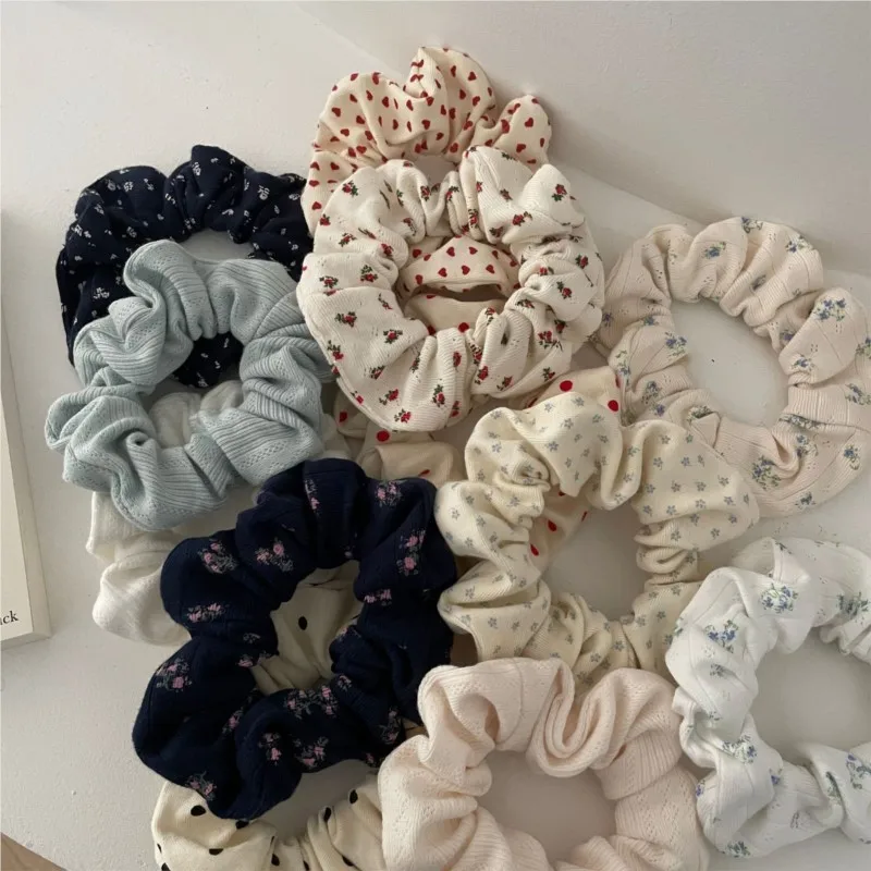 5PCS/Set Sweet Floral Print Elastic Hair Bands Women Multicolor Large Scrunchie Cute Vintage Preppy Style Hair Accessories Y2K
5PCS/Set Sweet Floral Print Elastic Hair Bands Women Multicolor Large Scrunchie Cute Vintage Preppy Style Hair Accessories Y2K