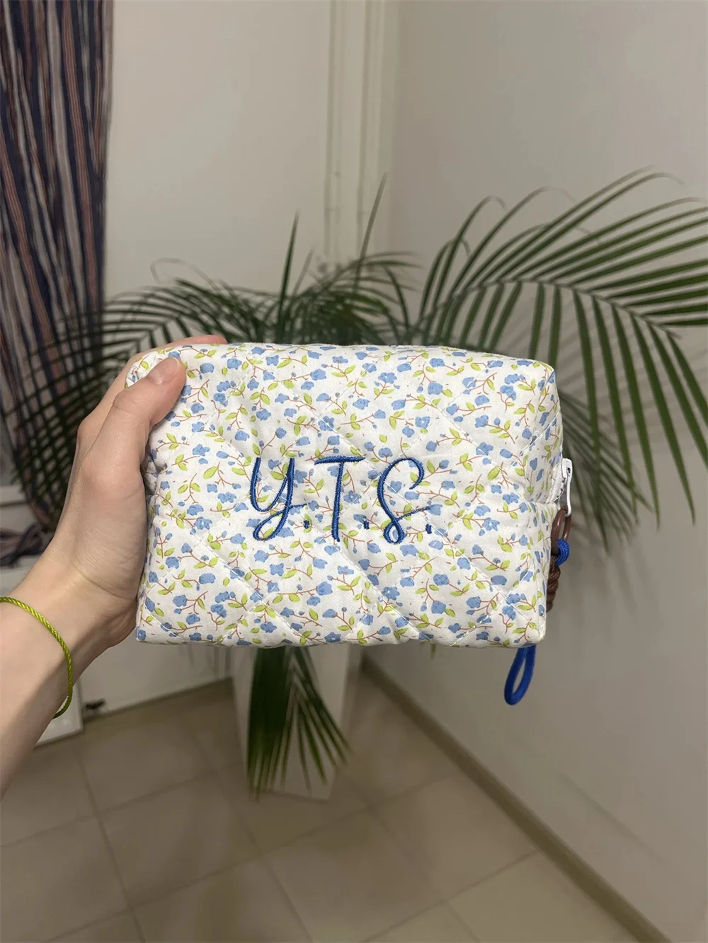 Personalized Name Floral Seersucker Cosmetic Bag, Embroidered Name Ladies Gift Makeup Bag, Women's Birthday Bag Cosmetic Pouch
Personalized Name Floral Seersucker Cosmetic Bag, Embroidered Name Ladies Gift Makeup Bag, Women's Birthday Bag Cosmetic Pouch