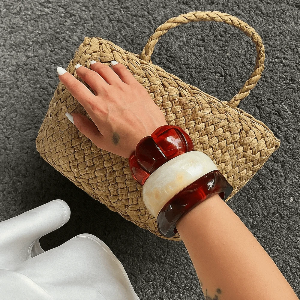 Exaggerated Bohemian Acrylic Bangle Geometric Y2K Irregular Wide Bracelet Smudging Jewelry Accessories Retro Hand Ring Gift
Exaggerated Bohemian Acrylic Bangle Geometric Y2K Irregular Wide Bracelet Smudging Jewelry Accessories Retro Hand Ring Gift