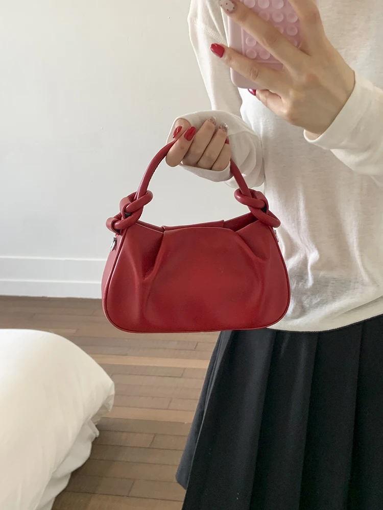 New Korean Edition Pleated Women's Handbags 2025 Trend Texture PU Leather Messenger Bags Exquisite Vintage Shoulder Pack
New Korean Edition Pleated Women's Handbags 2025 Trend Texture PU Leather Messenger Bags Exquisite Vintage Shoulder Pack