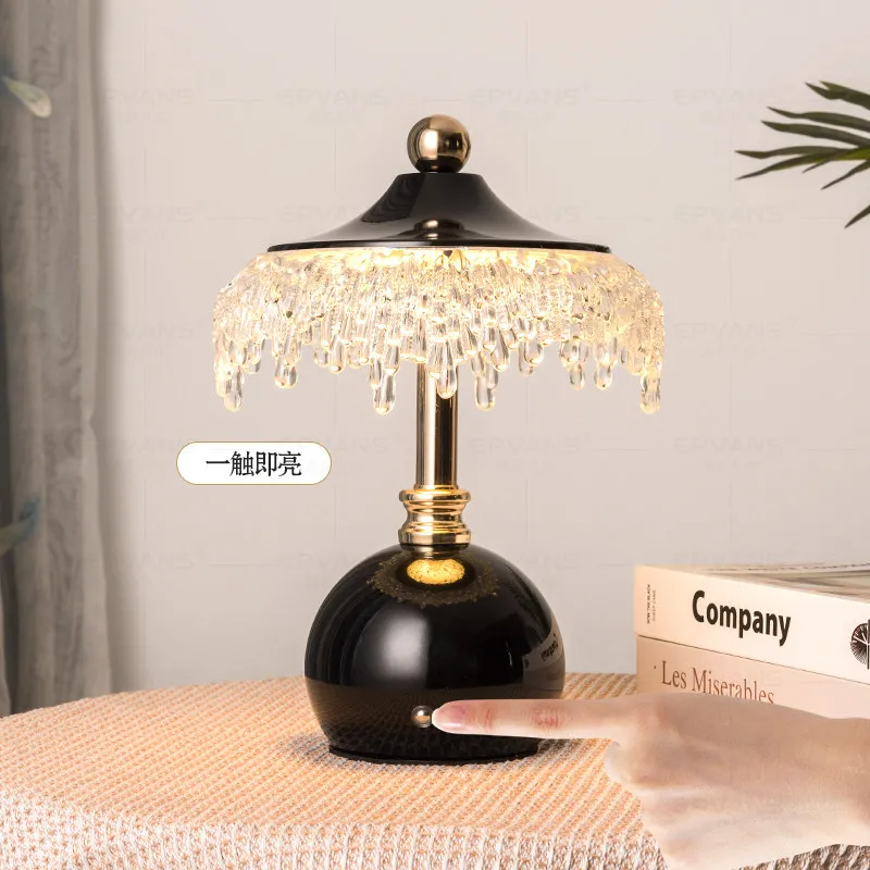 Medieval desk lamp bedroom bedside lamp iceberg water drop retro walnut French touch charging decorative atmosphere light
Medieval desk lamp bedroom bedside lamp iceberg water drop retro walnut French touch charging decorative atmosphere light