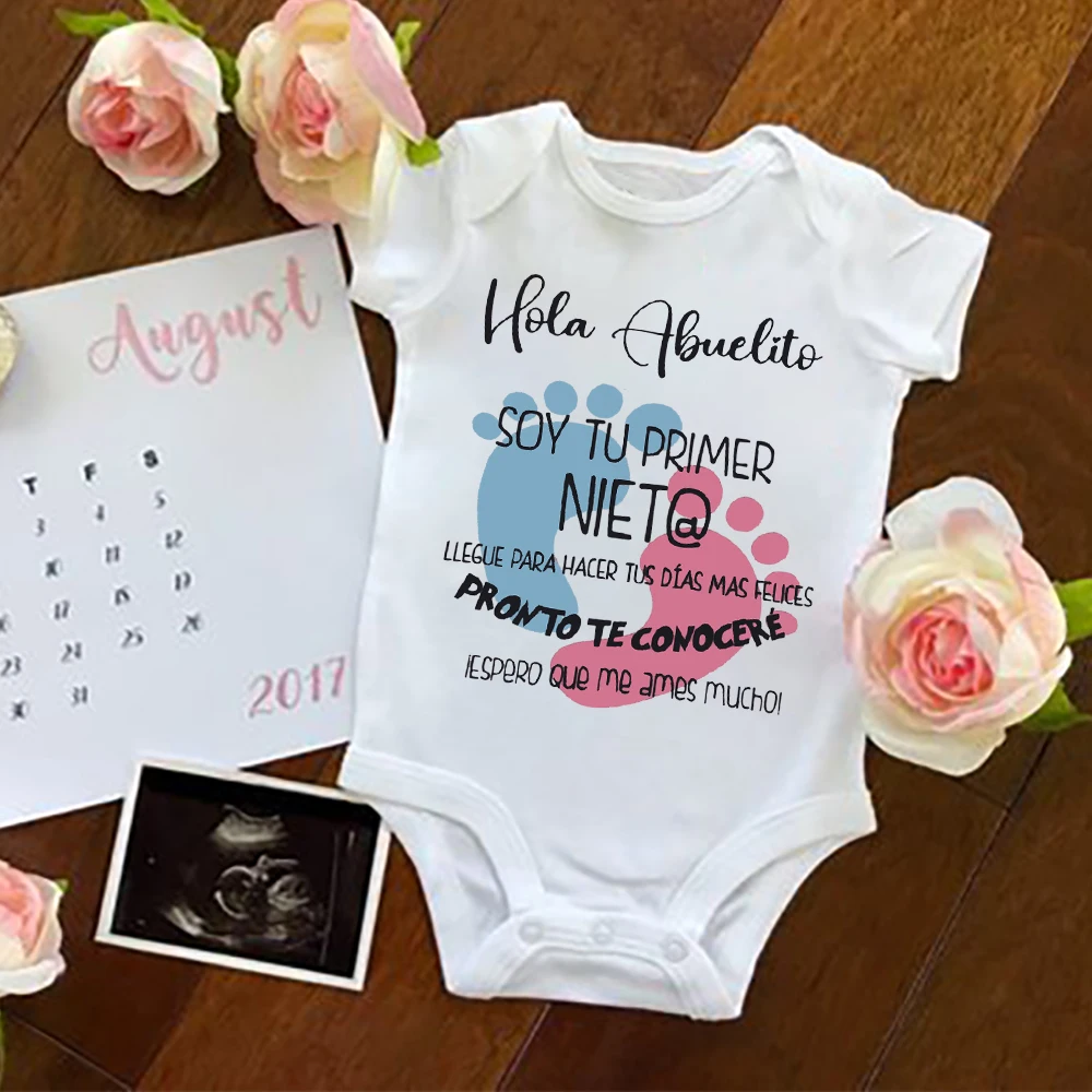 Hello Grandpa I'm Your First Grandson Printed Baby Romper Outfit Pregnancy Announcement Bodysuit Baby Reveal Clothes for Family
Hello Grandpa I'm Your First Grandson Printed Baby Romper Outfit Pregnancy Announcement Bodysuit Baby Reveal Clothes for Family