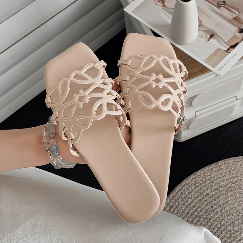 Women's Sandals 2025 Summer New Casual Flat Shoes Trend Open Toe Comfortable Walking Slippers Designer Hollow Flip Flops Shoe
Women's Sandals 2025 Summer New Casual Flat Shoes Trend Open Toe Comfortable Walking Slippers Designer Hollow Flip Flops Shoe