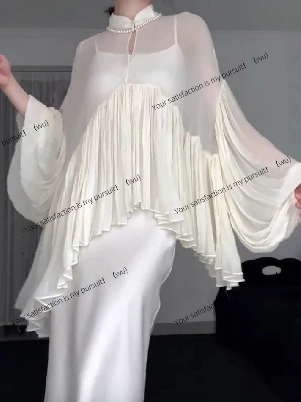 ZOCI-New Chinese style, cool white suspender dress, fairy skirt, see-through pleated short top, temperament suit.
ZOCI-New Chinese style, cool white suspender dress, fairy skirt, see-through pleated short top, temperament suit.