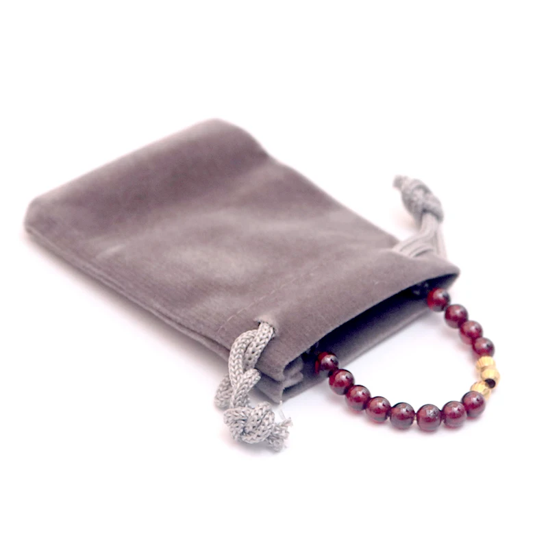 8*10cm high quality velvet jewelry bag bangle packaging bracelet storage drawstring pouch
8*10cm high quality velvet jewelry bag bangle packaging bracelet storage drawstring pouch