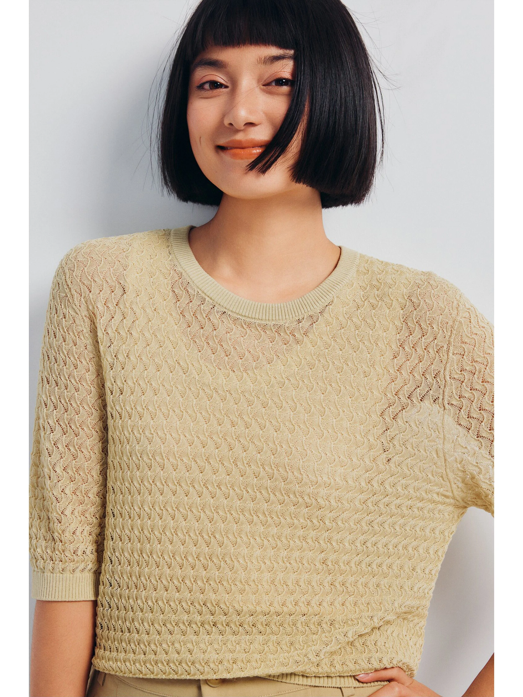 Short Sleeve Knitted Sweater Wave Design round Neck Long Pile Cotton Triacetate Blend Hollow out Stitch Casual Women Top
Short Sleeve Knitted Sweater Wave Design round Neck Long Pile Cotton Triacetate Blend Hollow out Stitch Casual Women Top