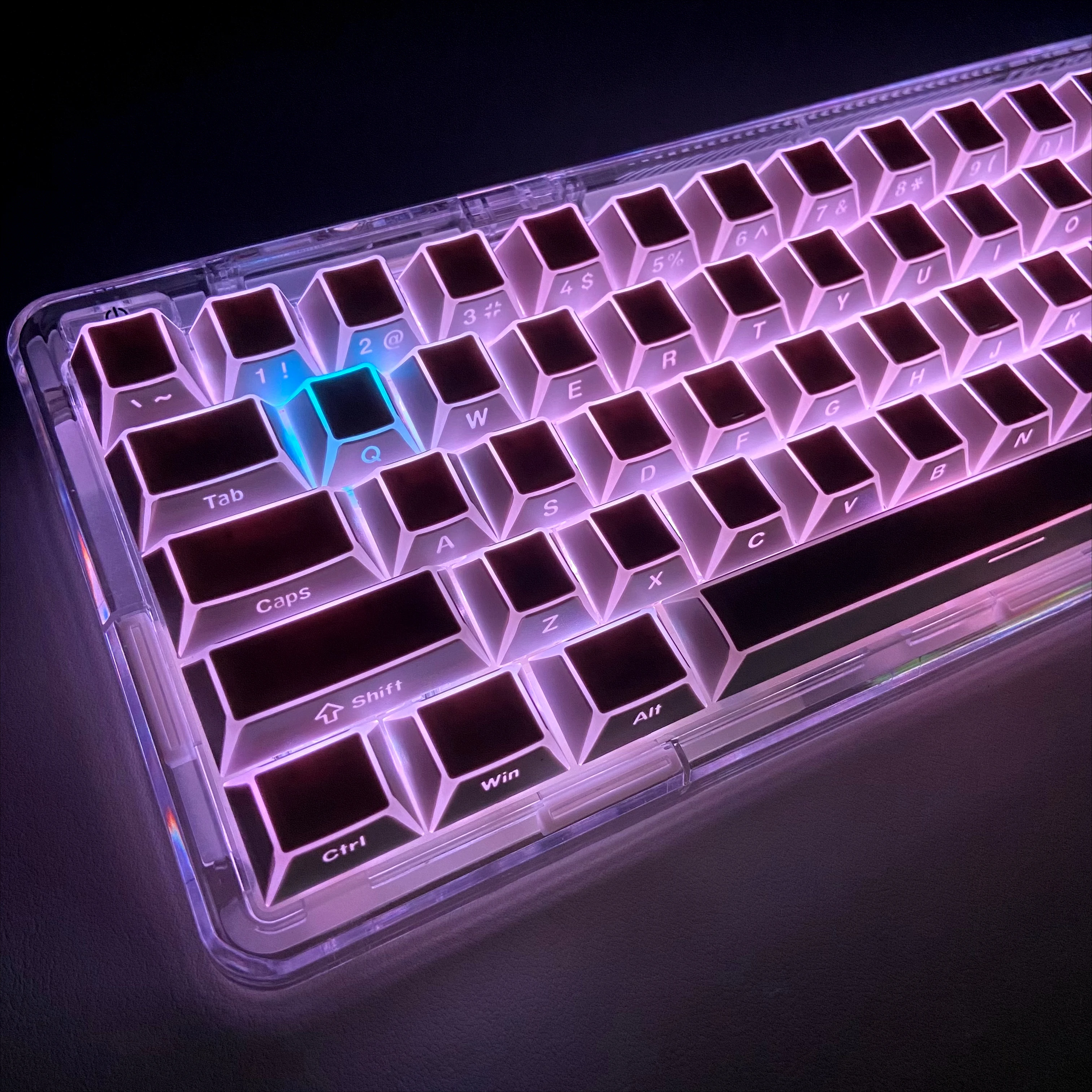 Кейкапы с подсветкой и боковой печатью, белые, черные, профиль Cherry, PBT, 97 клавиш для 60% и 75% MX игровых механических клавиатур
Кейкапы с подсветкой и боковой печатью, белые, черные, профиль Cherry, PBT, 97 клавиш для 60% и 75% MX игровых механических клавиатур