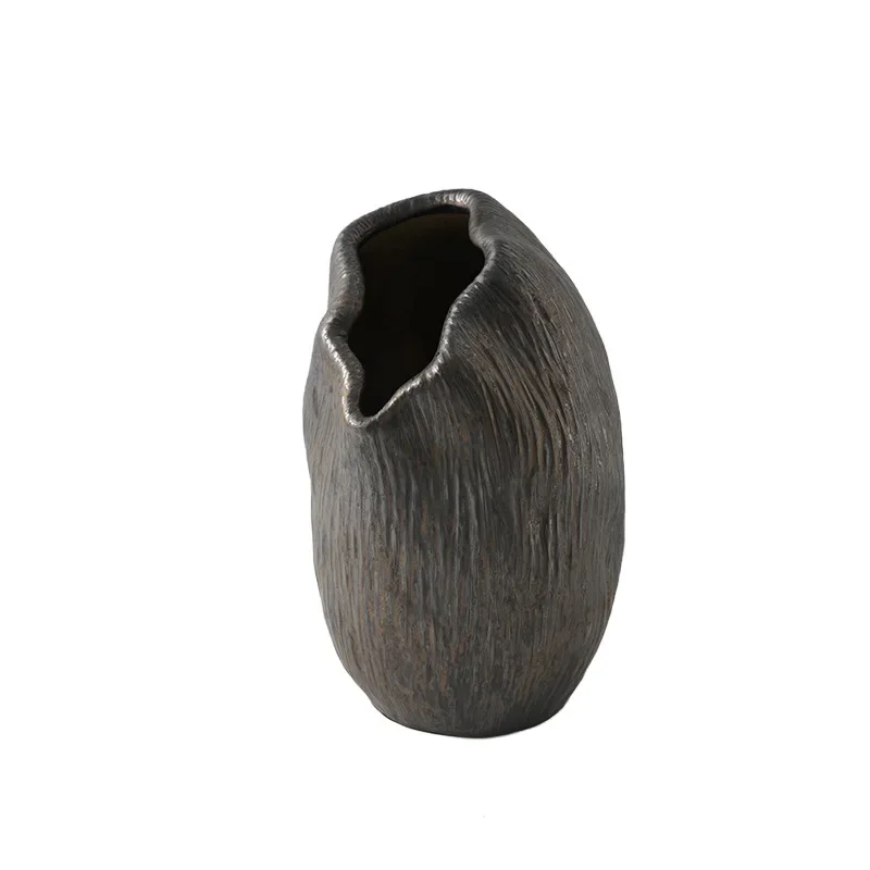 Chinese retro bronze ceramic vase, living room floor-to-ceiling pottery pot ornament
Chinese retro bronze ceramic vase, living room floor-to-ceiling pottery pot ornament