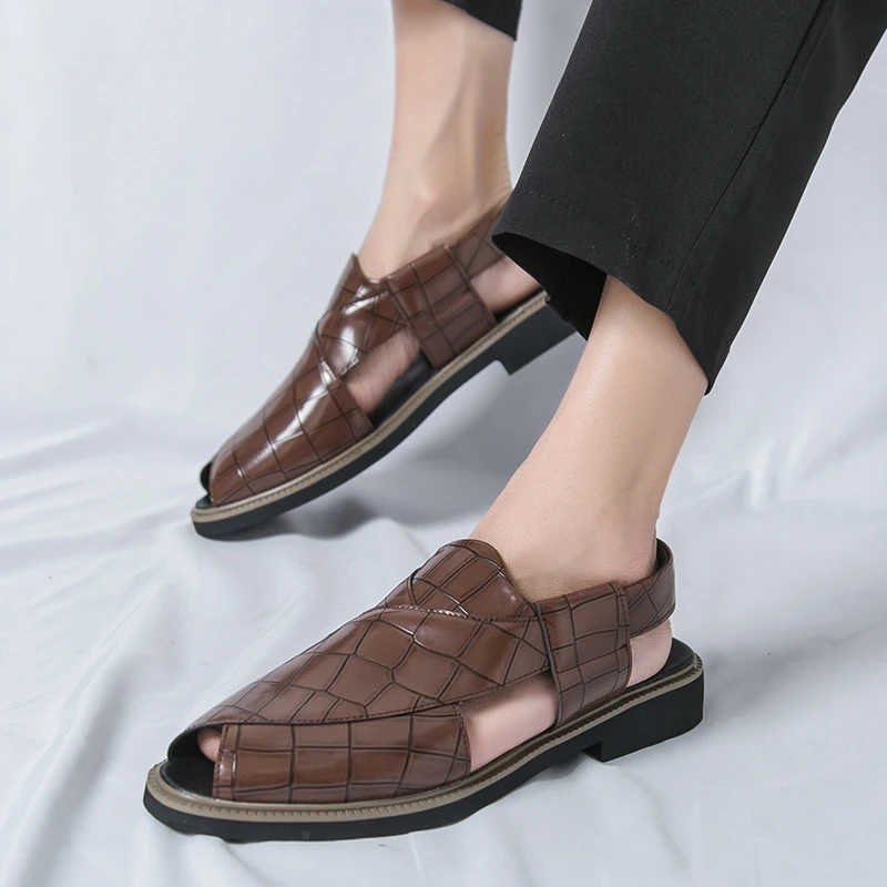 Men's British Style Closed Toe Sandals Summer New Soft Sole Non-Slip Hollow Breathable Casual Leather Shoes Beach Shoes for Men
Men's British Style Closed Toe Sandals Summer New Soft Sole Non-Slip Hollow Breathable Casual Leather Shoes Beach Shoes for Men