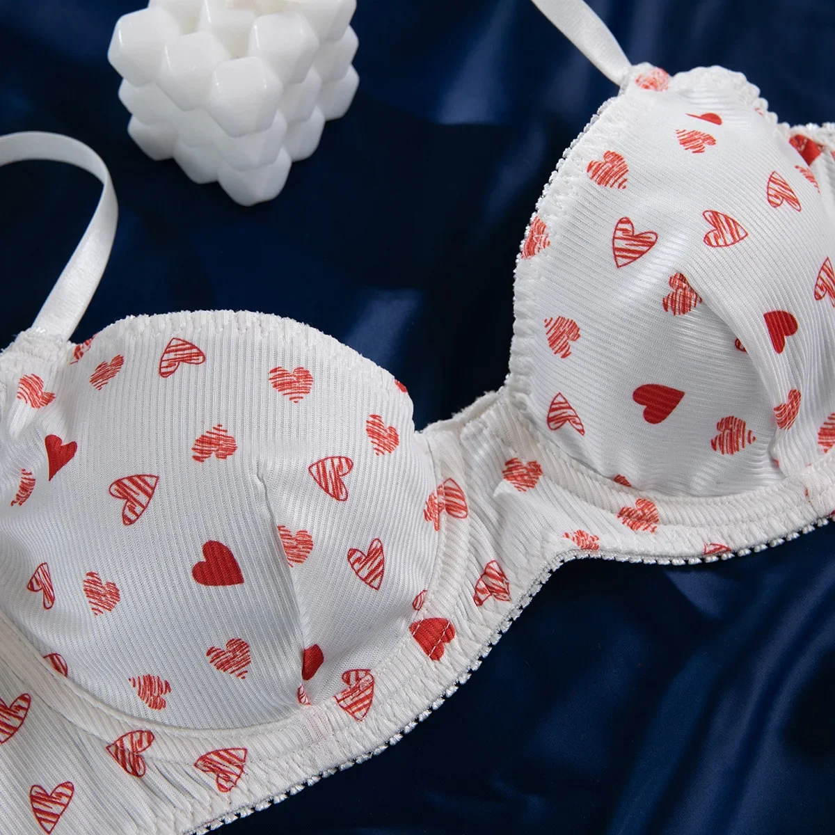 White Heart Print Sexy Lingerie Two Piece Sets Fancy Push-up Bras Suits Woman Comfortable Intimate Underwear Outfits
White Heart Print Sexy Lingerie Two Piece Sets Fancy Push-up Bras Suits Woman Comfortable Intimate Underwear Outfits