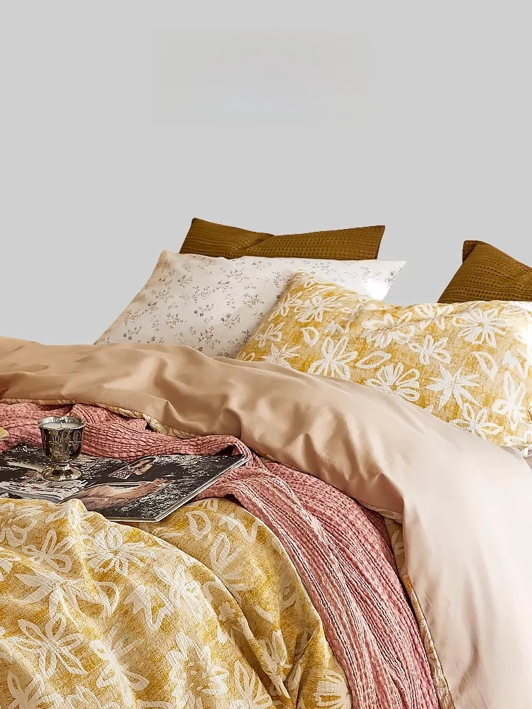 Totowish Retro Style Cotton Floral Bedding Quilt Cover Four-Piece Set Warm Breathable Comforter Duvet Cover Pillowcase
Totowish Retro Style Cotton Floral Bedding Quilt Cover Four-Piece Set Warm Breathable Comforter Duvet Cover Pillowcase