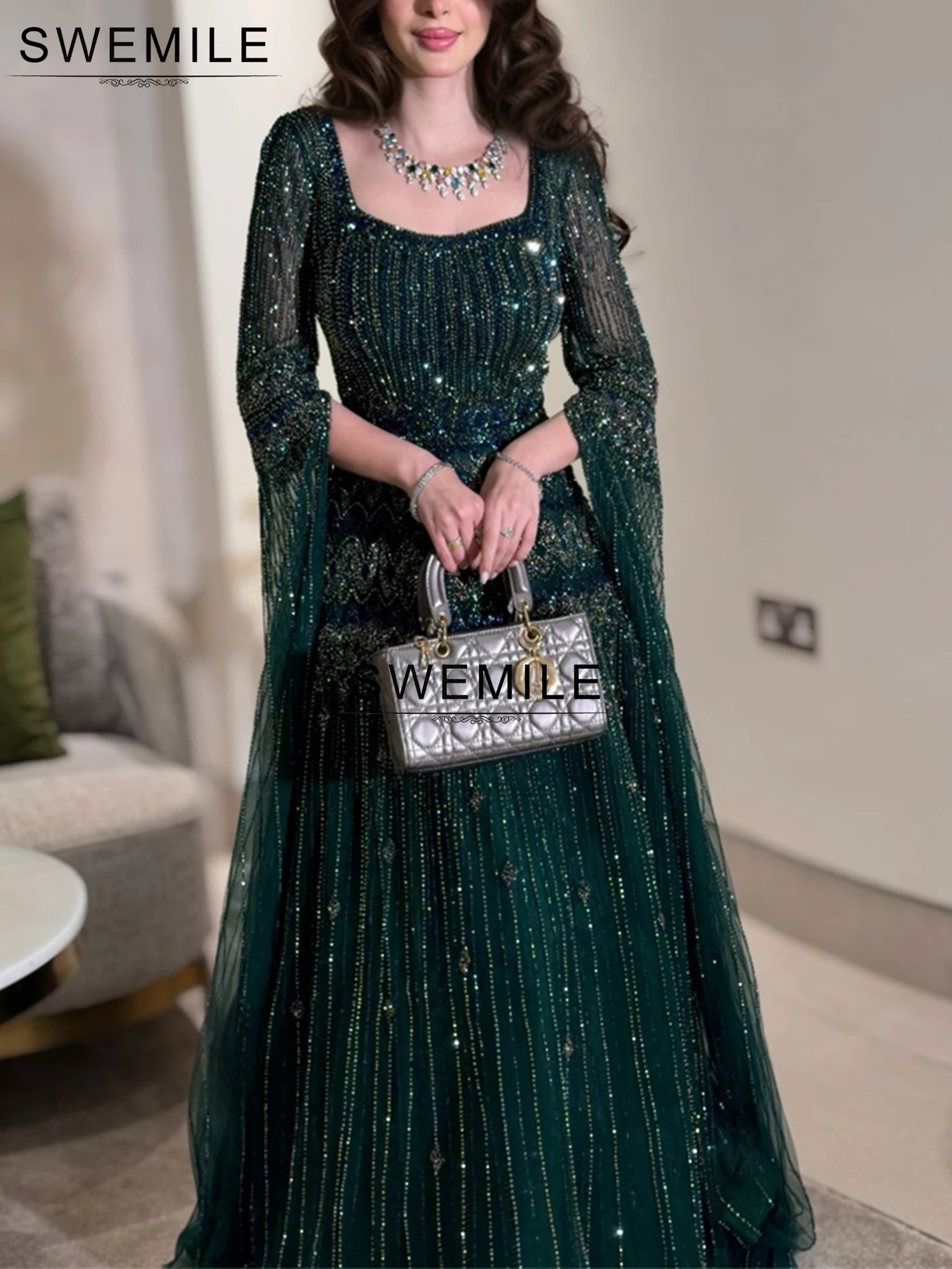 Saudi A-Line Beading Prom Dress Square Collar Long Sleeves Evening Dress Wedding Party Dresses vestidos de noche فساتين سهرة
Saudi A-Line Beading Prom Dress Square Collar Long Sleeves Evening Dress Wedding Party Dresses vestidos de noche فساتين سهرة