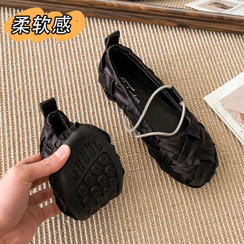 Flats Women Loafers Shoes Casual Walking Shoes Cozy Woman Sandals Summer Trend 2025 Designer Dress Lolita New Female Zapatillas
Flats Women Loafers Shoes Casual Walking Shoes Cozy Woman Sandals Summer Trend 2025 Designer Dress Lolita New Female Zapatillas
