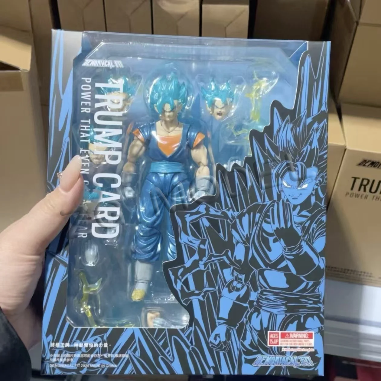 Envílas 24 horas Demoniacal Fit Dragon Ball Trump Card Figuras de acción de pelo azul Estatua de estatuilla Vegeto
Envílas 24 horas Demoniacal Fit Dragon Ball Trump Card Figuras de acción de pelo azul Estatua de estatuilla Vegeto