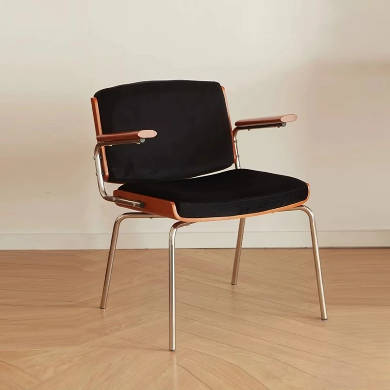 Medieval Armrest Dining Chair Home Soft Bag Retro Casual Back Chair Nordic Stainless Steel Single Chair
Medieval Armrest Dining Chair Home Soft Bag Retro Casual Back Chair Nordic Stainless Steel Single Chair