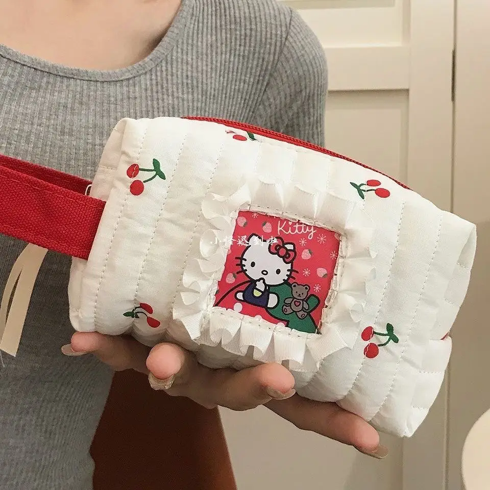 Hello Kitty Anime Kawaii Sanrio Ins Fashion Makeup Handbag Sweet Cute Cartoon Large Capacity Portable Wrist Storage Bag Gifts
Hello Kitty Anime Kawaii Sanrio Ins Fashion Makeup Handbag Sweet Cute Cartoon Large Capacity Portable Wrist Storage Bag Gifts
