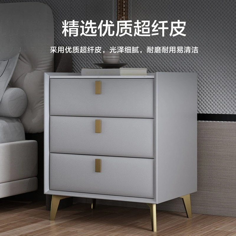Solid wood bedside table, three-layer drawer 60cm high storage cabinet, leather side cabinet
Solid wood bedside table, three-layer drawer 60cm high storage cabinet, leather side cabinet