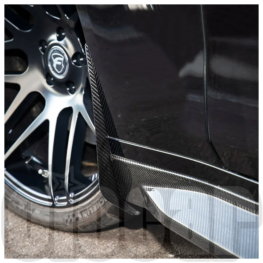 OiOMOTORS Dry Carbon Fiber Front Splash Guards Mudguards Mud Flaps for BMW 4Series G26 Gran Coupe 4Door
OiOMOTORS Dry Carbon Fiber Front Splash Guards Mudguards Mud Flaps for BMW 4Series G26 Gran Coupe 4Door