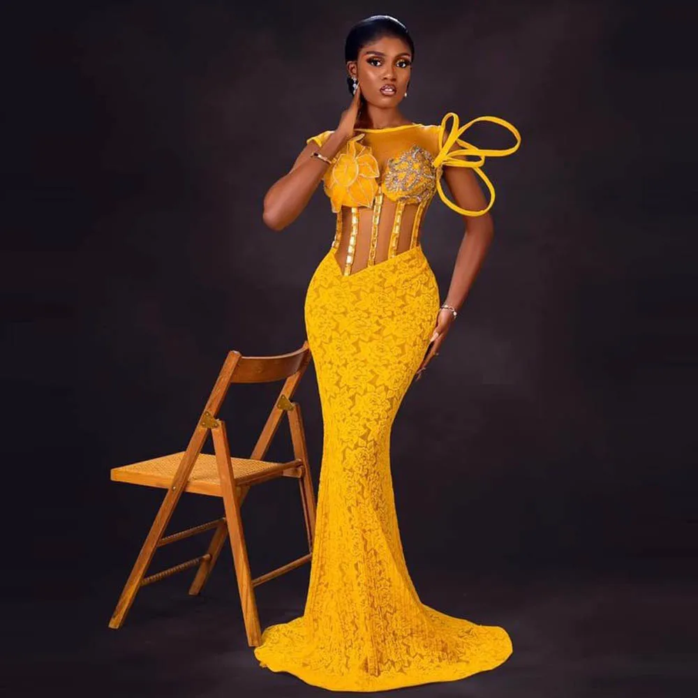 2025 Sheer neck Exposed Boning Aso Ebi Evening Dress Black Girls Lace Mermaid Prom Dresses
2025 Sheer neck Exposed Boning Aso Ebi Evening Dress Black Girls Lace Mermaid Prom Dresses