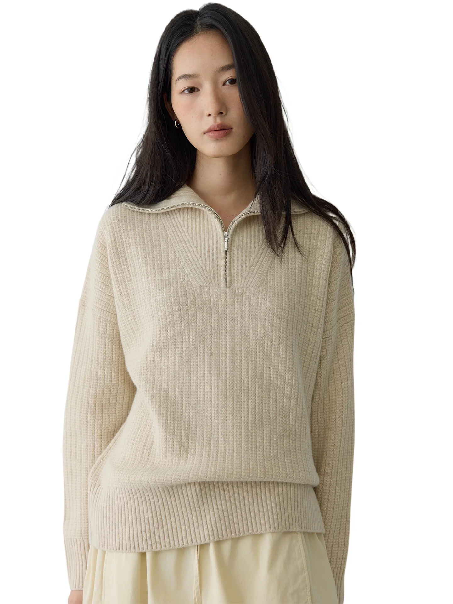 Consinee AURORA primary color series, seven-needle double-thread, semi-zipper pure sweater POLO neck knitted bottoming shirt
Consinee AURORA primary color series, seven-needle double-thread, semi-zipper pure sweater POLO neck knitted bottoming shirt