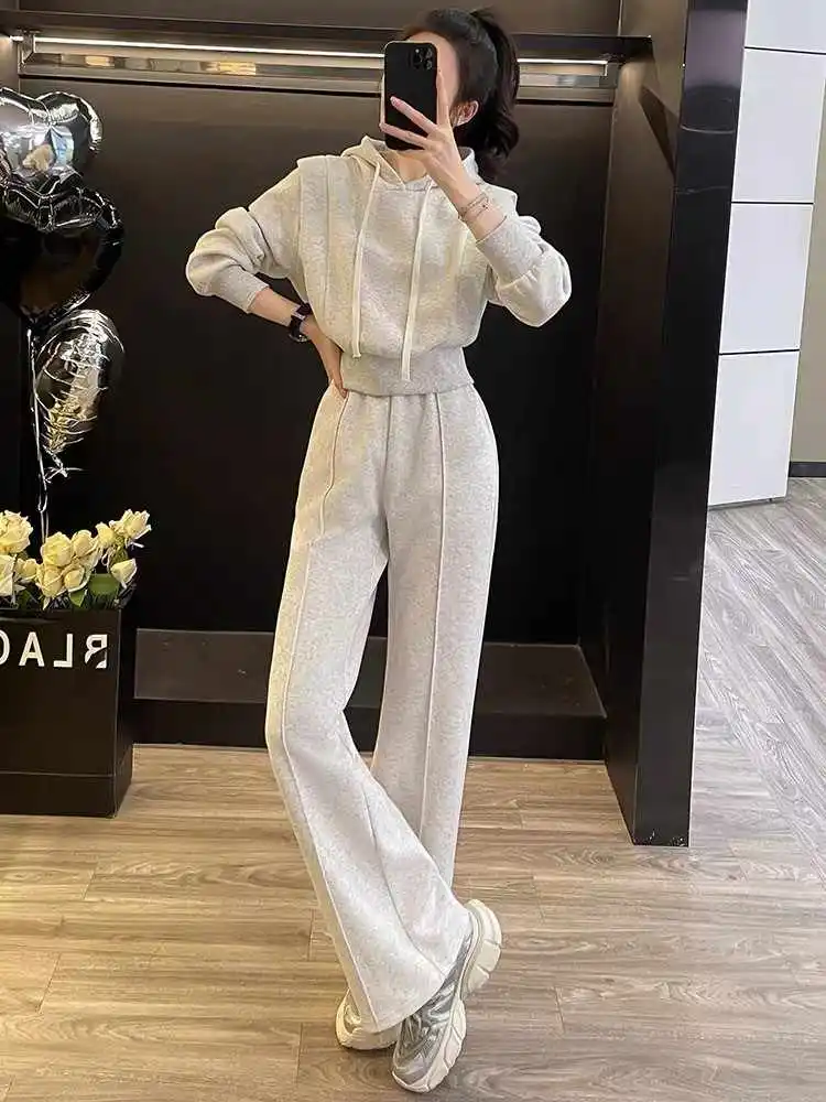 Women's Hoodie Set Fashion Short Drawstring Hooded Top Pullover + Loose Sports Wide Leg Pants 2Pieces Suit 2025 Spring New
Women's Hoodie Set Fashion Short Drawstring Hooded Top Pullover + Loose Sports Wide Leg Pants 2Pieces Suit 2025 Spring New