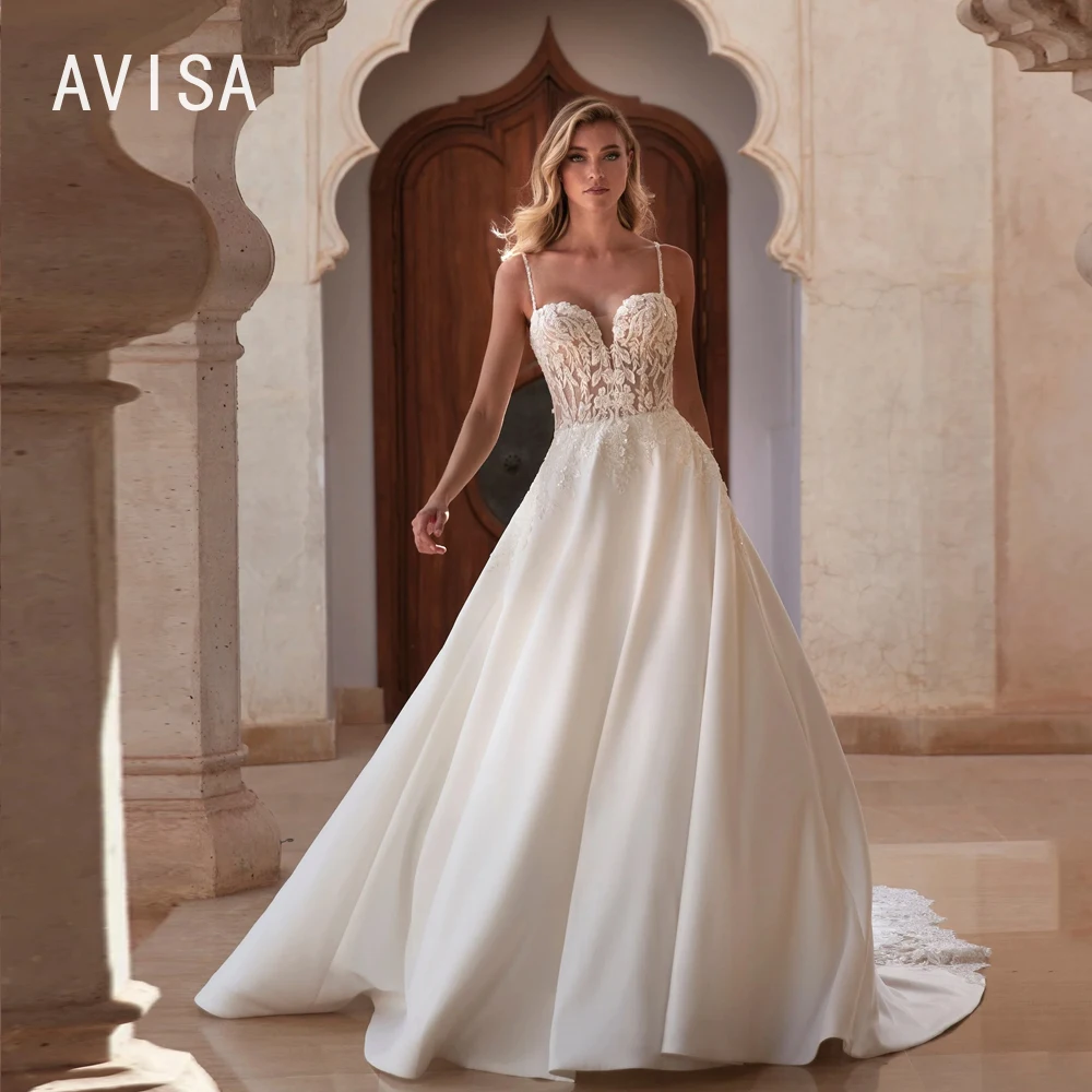 Elegant Spaghetti Straps Button A-Line Wedding Dress Sweetheart Neck Bridal Gowns Appliques Sweep Train Satin Vestidos De Novia
Elegant Spaghetti Straps Button A-Line Wedding Dress Sweetheart Neck Bridal Gowns Appliques Sweep Train Satin Vestidos De Novia