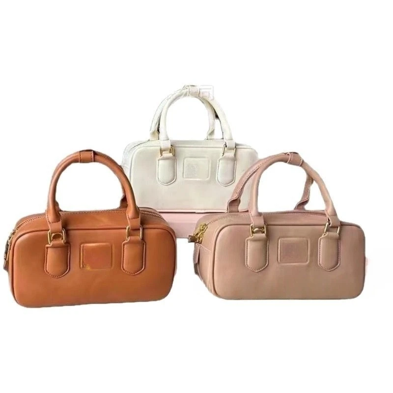 Street fashion bowling bag inspired by Zhang Yuanying, featuring a retro design, made of genuine leather, and available as a cro
Street fashion bowling bag inspired by Zhang Yuanying, featuring a retro design, made of genuine leather, and available as a cro