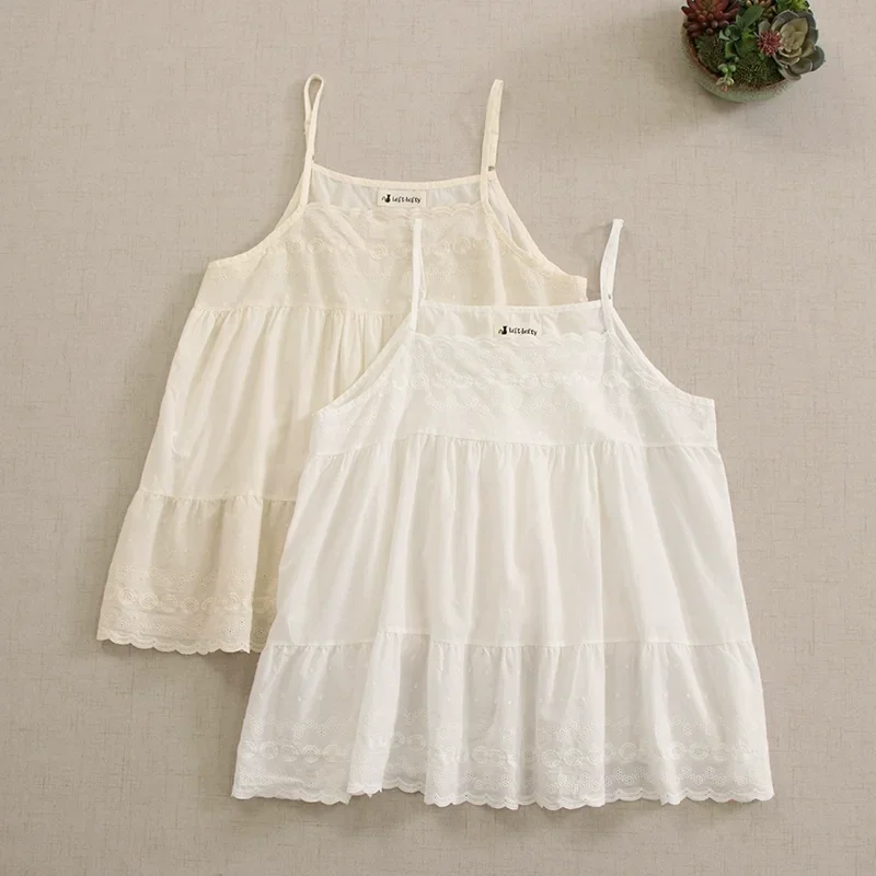 Summer New Japanese Sweet Mori Girl Embroidery Camis Tops Women Solid Color Sleeveless 100% Cotton Tank Vest
Summer New Japanese Sweet Mori Girl Embroidery Camis Tops Women Solid Color Sleeveless 100% Cotton Tank Vest