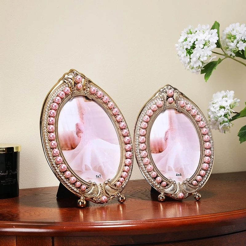 Retro metal photo frame table creative living room bedside table home decoration ornament
Retro metal photo frame table creative living room bedside table home decoration ornament