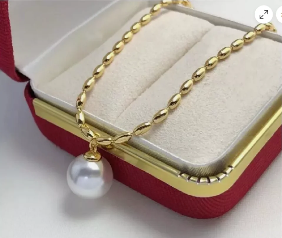 AAAAA 10-11 ММ НАТУРАЛЬНЫЙ КУЛОН С ЗОЛОТЫМ ЖЕМЧУГОМ ЮЖНОГО МОРЯ 925-х годов
AAAAA 10-11 ММ НАТУРАЛЬНЫЙ КУЛОН С ЗОЛОТЫМ ЖЕМЧУГОМ ЮЖНОГО МОРЯ 925-х годов