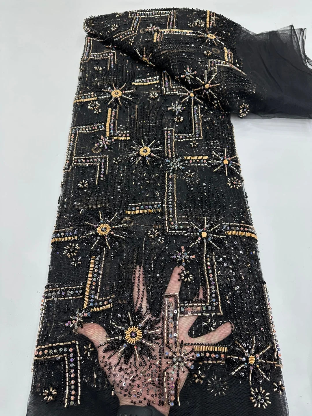 2026 Luxury African Heavy Beaded Mesh Lace Fabric Embroidery Sequins French Tulle Lace For Nigerian Wedding Party Dress 5 Yards
2026 Luxury African Heavy Beaded Mesh Lace Fabric Embroidery Sequins French Tulle Lace For Nigerian Wedding Party Dress 5 Yards