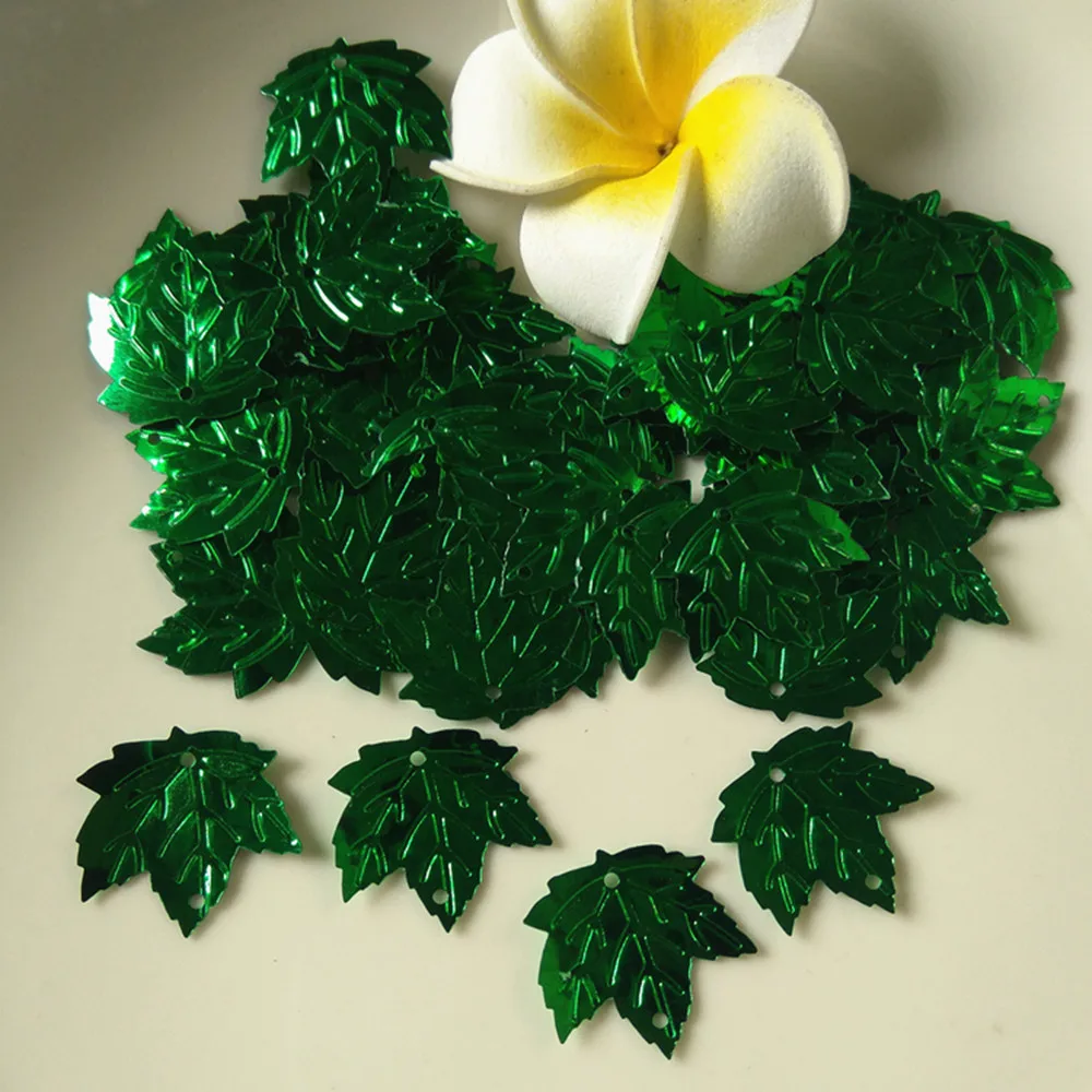 100PCS Beautiful Maple Leaf Sequin Glitter Multicolor Loose Sequins Paillettes 22mm DIY Sewing Accessories Women Garments SE41
100PCS Beautiful Maple Leaf Sequin Glitter Multicolor Loose Sequins Paillettes 22mm DIY Sewing Accessories Women Garments SE41