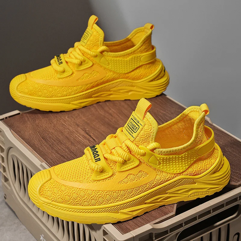 Spring and Summer Solid-color Series Men's Large-sized Fashionable Soft-soled Casual Sports Running Shoes with Breathable Mesh
Spring and Summer Solid-color Series Men's Large-sized Fashionable Soft-soled Casual Sports Running Shoes with Breathable Mesh