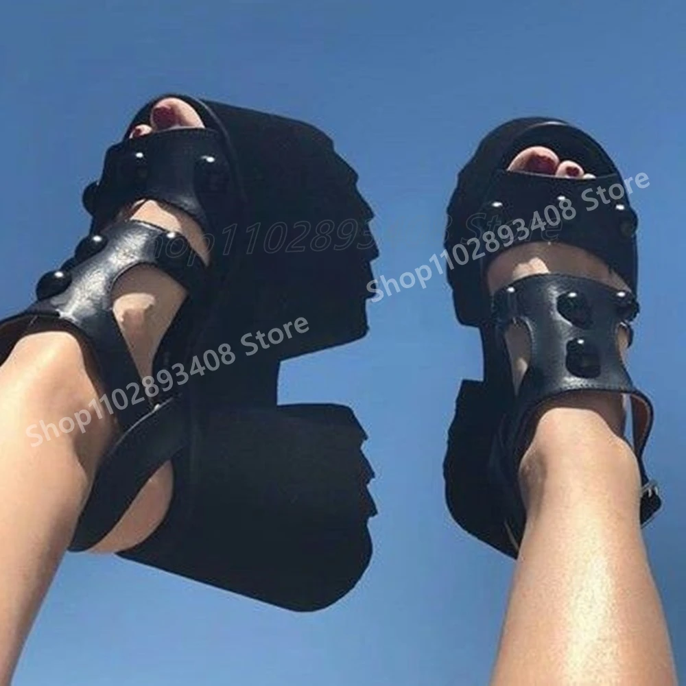 Black Thick Soled Peep Toe Sandals Buckle Matte Leather Platform Chunky High Heel Fashion Women Shoes 2025 Summer Para Mujere
Black Thick Soled Peep Toe Sandals Buckle Matte Leather Platform Chunky High Heel Fashion Women Shoes 2025 Summer Para Mujere