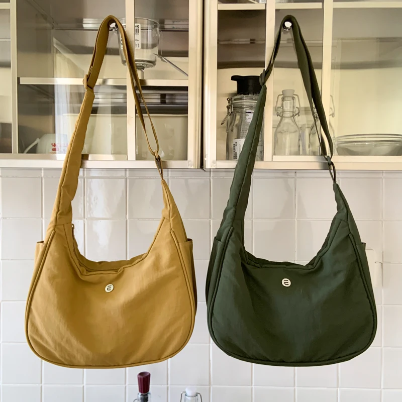 Модная холщовая сумка через плечо для женщин, летняя повседневная сумка-кроссбоди, сумка-пельмень подмышку, премиум-класс, новинка 2026 года
Модная холщовая сумка через плечо для женщин, летняя повседневная сумка-кроссбоди, сумка-пельмень подмышку, премиум-класс, новинка 2026 года