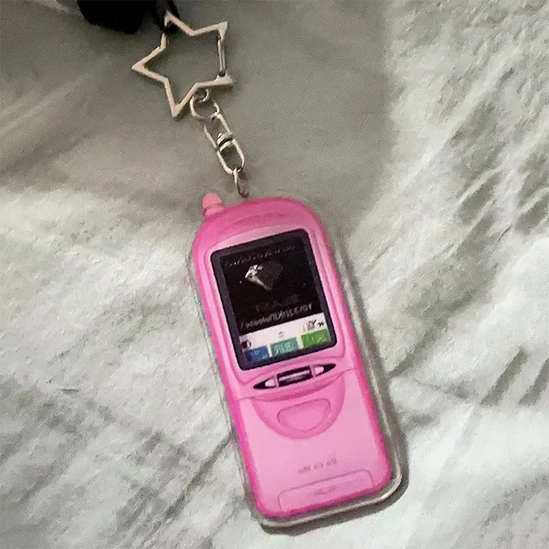 Cute Na Acrylic Keychain Cosplay Pendant Girl Pink Mobile Phone Mockup Charm Kawaii Bag Pendant Keyring Accessory Ornament Gift
Cute Na Acrylic Keychain Cosplay Pendant Girl Pink Mobile Phone Mockup Charm Kawaii Bag Pendant Keyring Accessory Ornament Gift