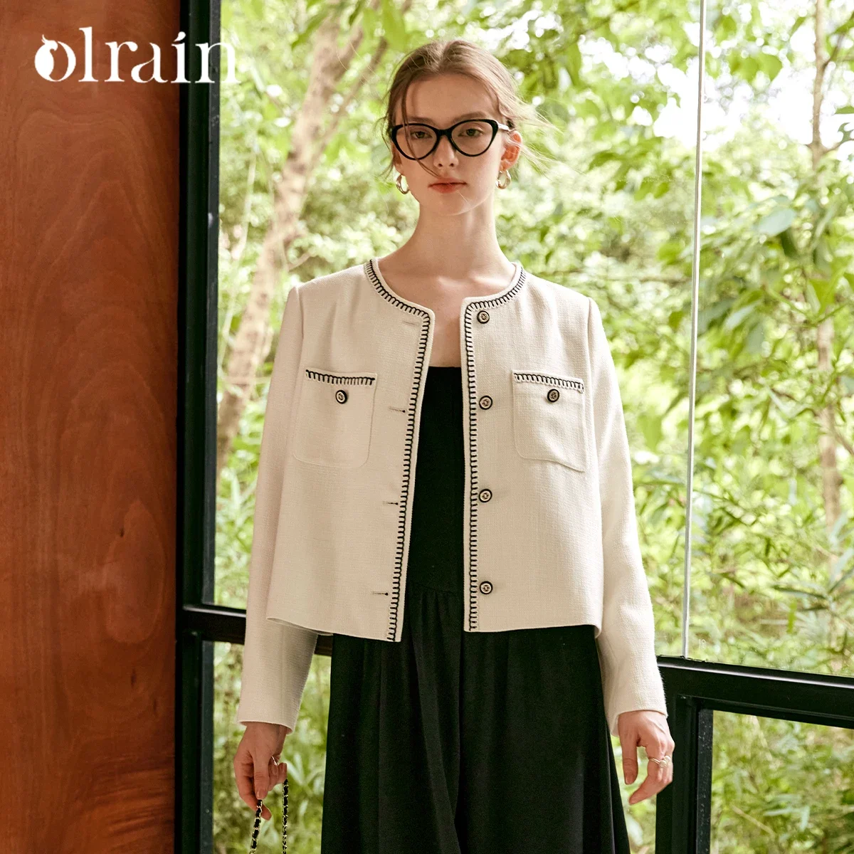 OLrain Luxury Style Short Jackets for Woman Spring 2025 Fashion Elegant Straight Spliced Single Breasted Overcoat GM56QW93261
OLrain Luxury Style Short Jackets for Woman Spring 2025 Fashion Elegant Straight Spliced Single Breasted Overcoat GM56QW93261
