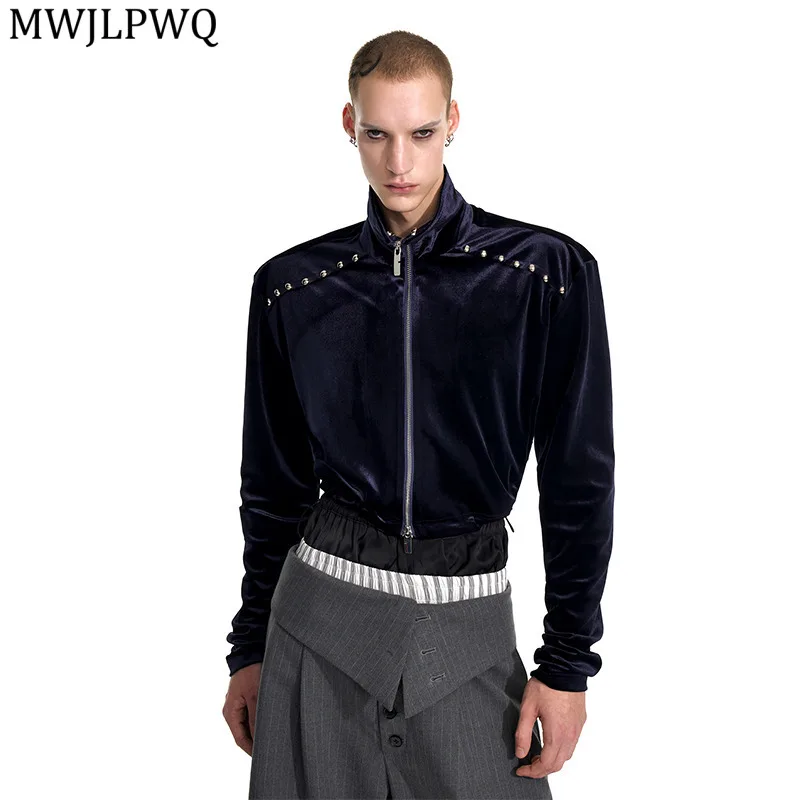 MWJLPWQ New Rivet Velvet Jacket For Men Stand Collar High-End Feel Streetwear Autumn 2025 Tide Casual Short Coats Men 11760
MWJLPWQ New Rivet Velvet Jacket For Men Stand Collar High-End Feel Streetwear Autumn 2025 Tide Casual Short Coats Men 11760