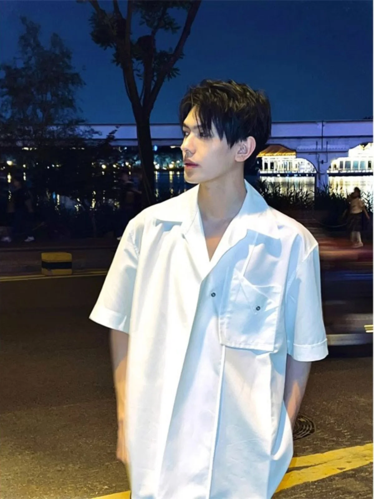 Pure White Cuban Collar irt Men's ort Sve Trendy Brand Seven-Five Sve irt High-End Sensation Wearing Abstinence S...
Pure White Cuban Collar irt Men's ort Sve Trendy Brand Seven-Five Sve irt High-End Sensation Wearing Abstinence S...