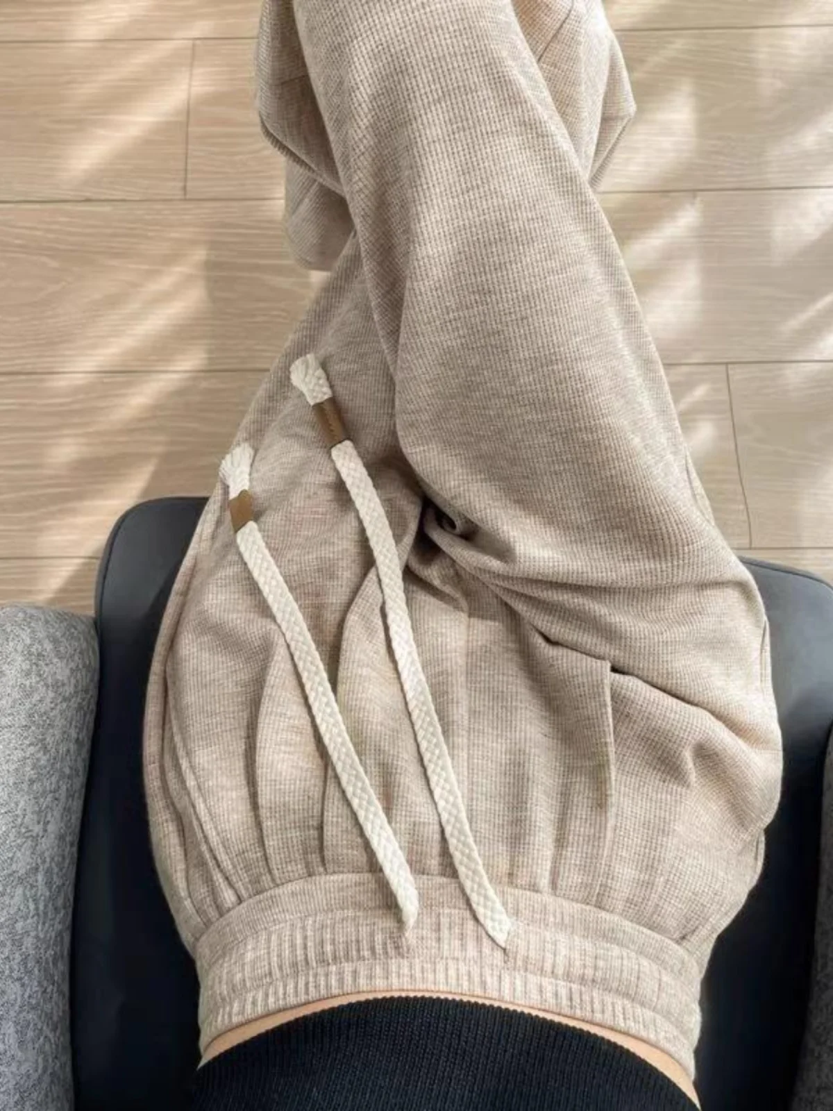 plus Size Wide Leg Pants Women Thick High Waist Drapey Casual Straight Floor Length Trousers Autumn Winter New Style Korean S...
plus Size Wide Leg Pants Women Thick High Waist Drapey Casual Straight Floor Length Trousers Autumn Winter New Style Korean S...