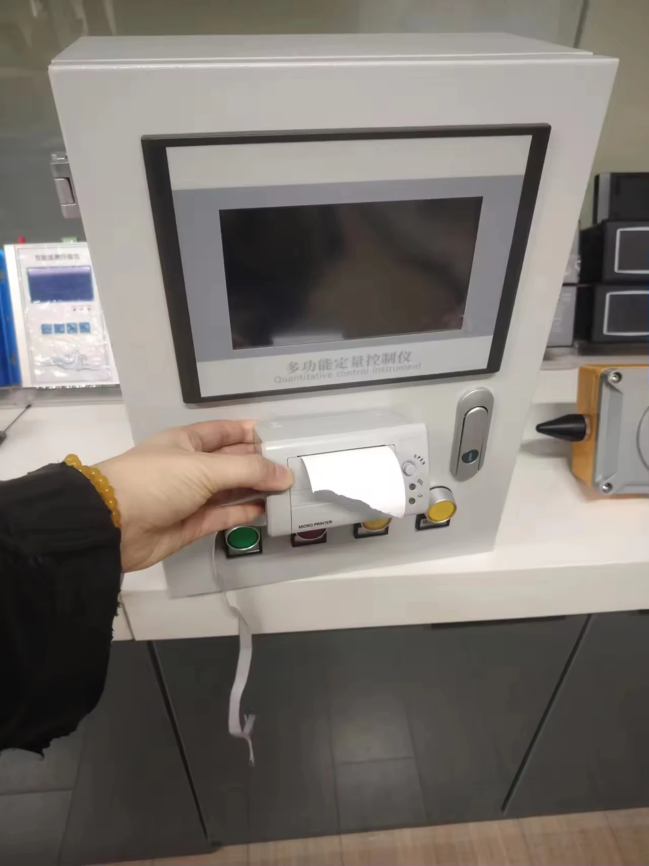 KFMH Real-Time Water Quantitive Controller Chemical and Fluid Processing High Precision Quantitative Flow Controller
KFMH Real-Time Water Quantitive Controller Chemical and Fluid Processing High Precision Quantitative Flow Controller